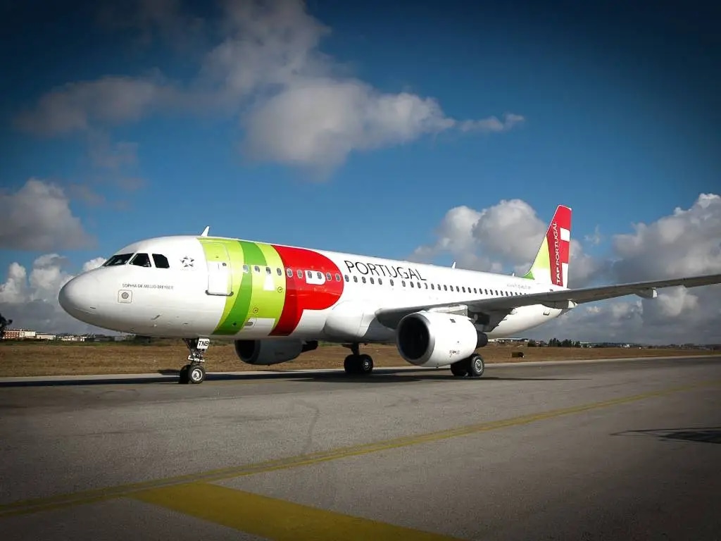 Tap Air Portugal Review + Full Guide
