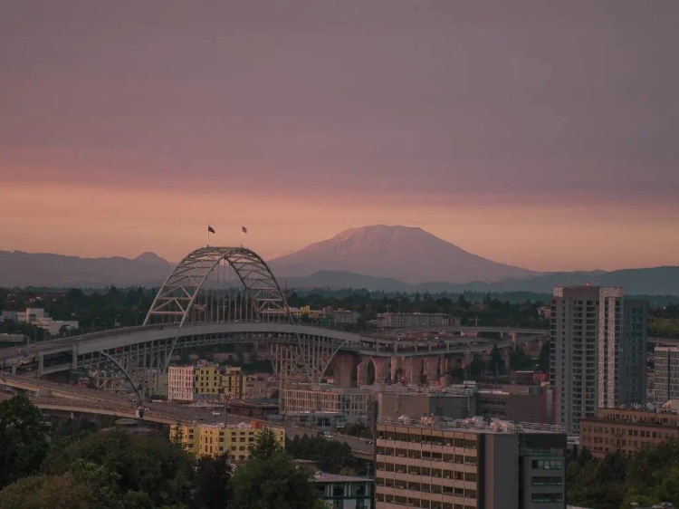 Portland: The Foodie City That Embraces the “Weird”