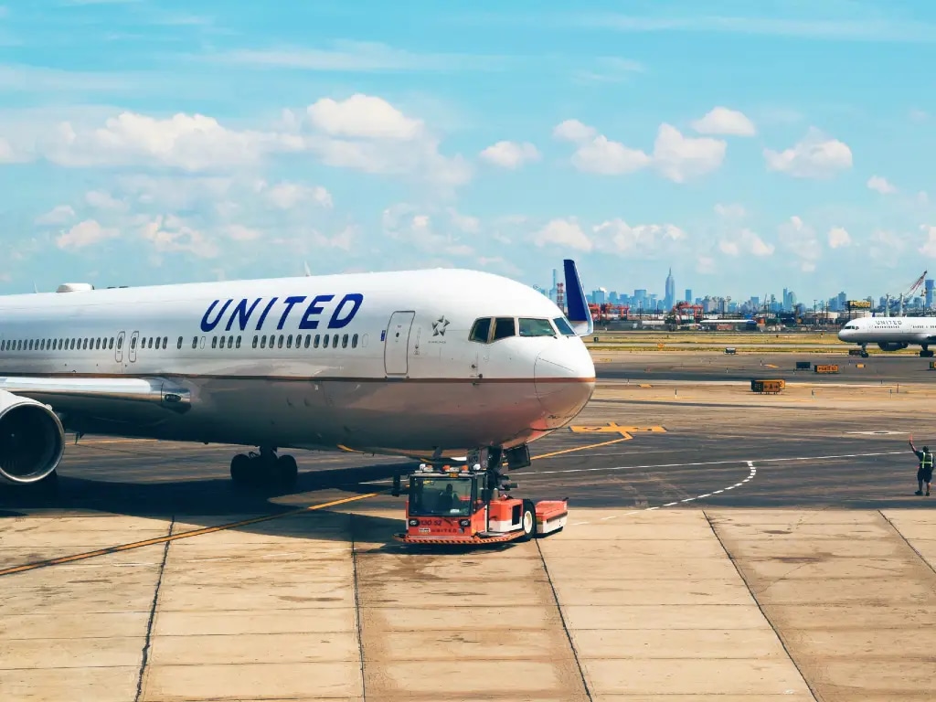 Review: The New United℠ Explorer Card