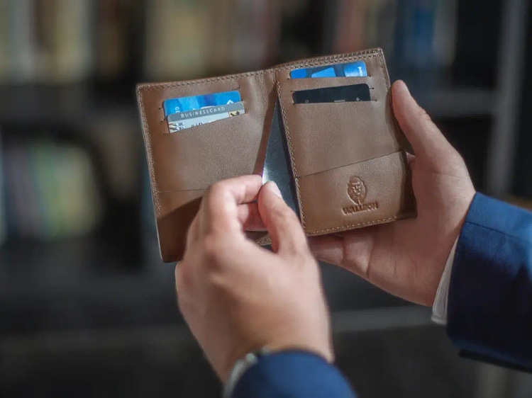 How to Move Chase Points From One Card to Another