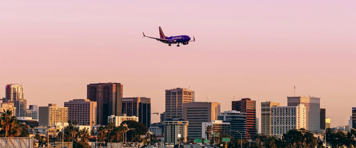 When Do Flight Prices Drop? Key Timing & Tips